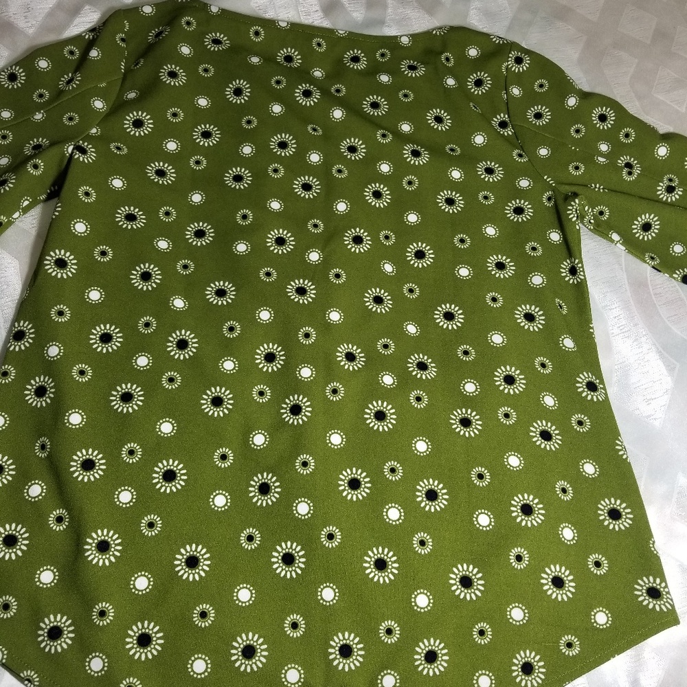 Ann Taylor long sleeve Blouse